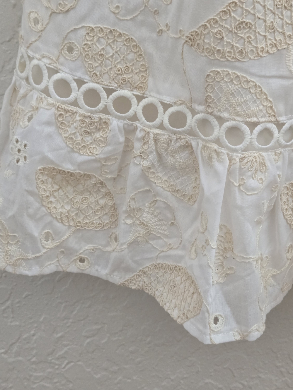 Sam Edelman Embroidered Mini Dress Ruffle Boho Coastal Cottagecore Resortwear 12 - Picture 6 of 12